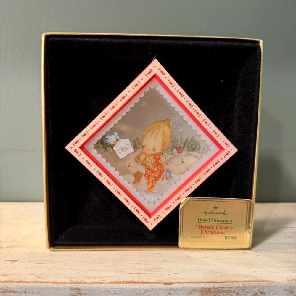 1980 Hallmark Betsey Clark Christmas Ornament Shadow Box Joy to the World